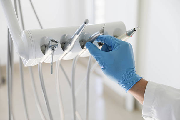 Professional Teeth Whitening technician working in Morton, IL
